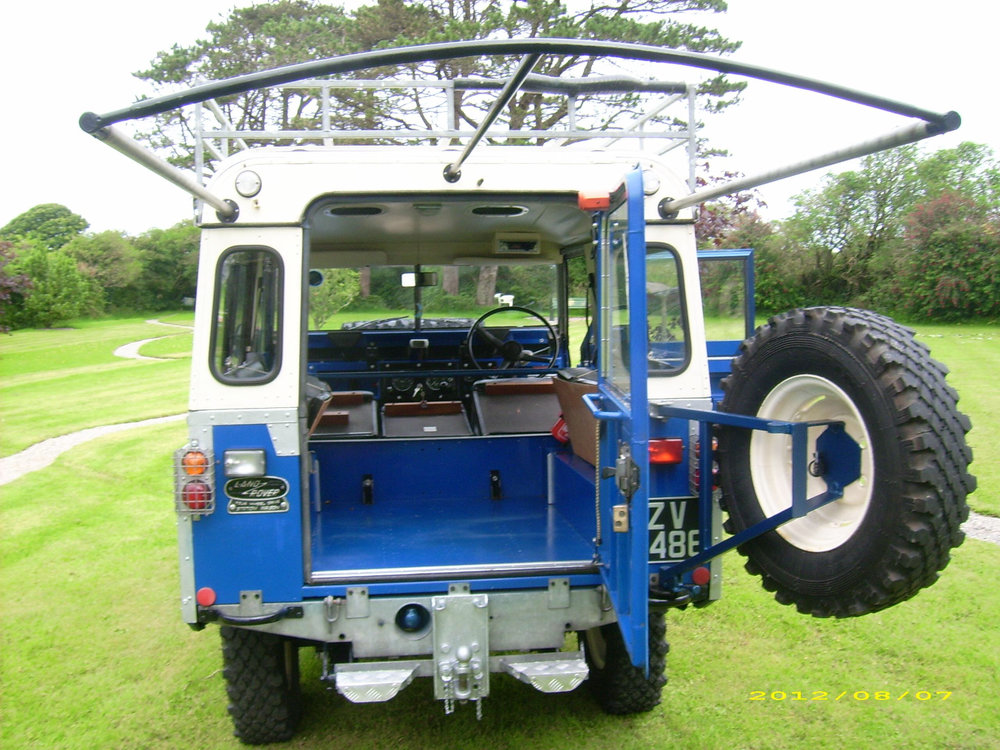 landrover_003.jpg